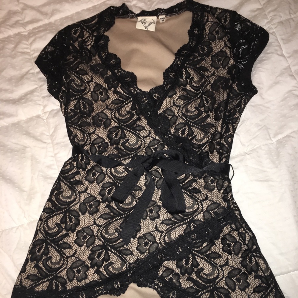 Lace shirt